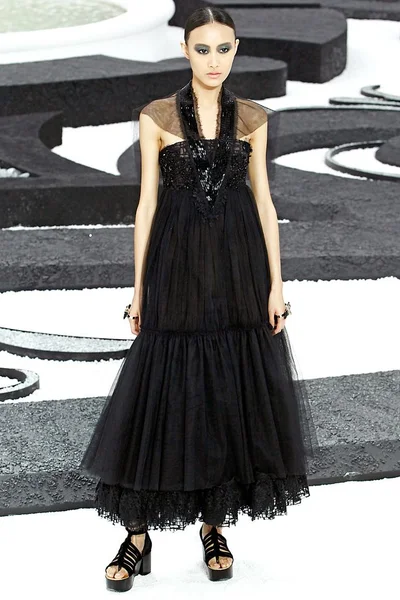 Look 64